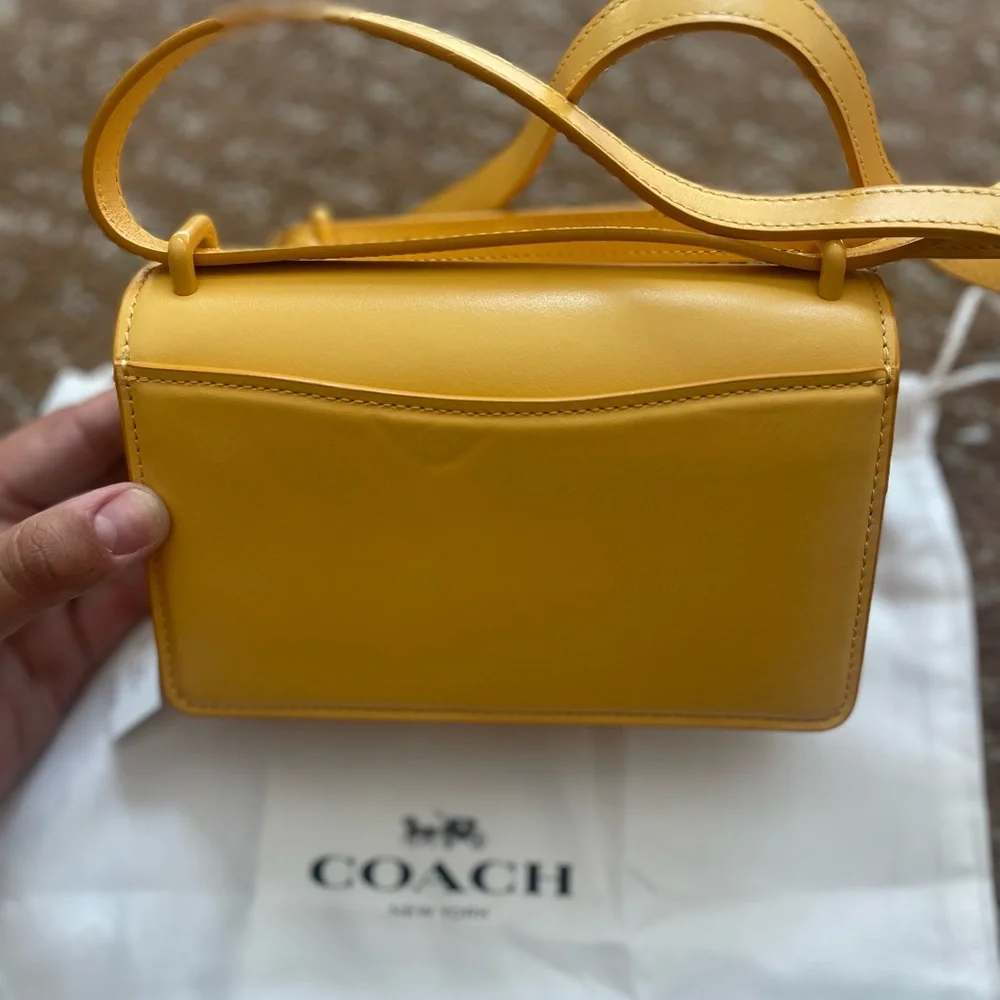 Coach Bandit Crossbody - Picture 6 of 11